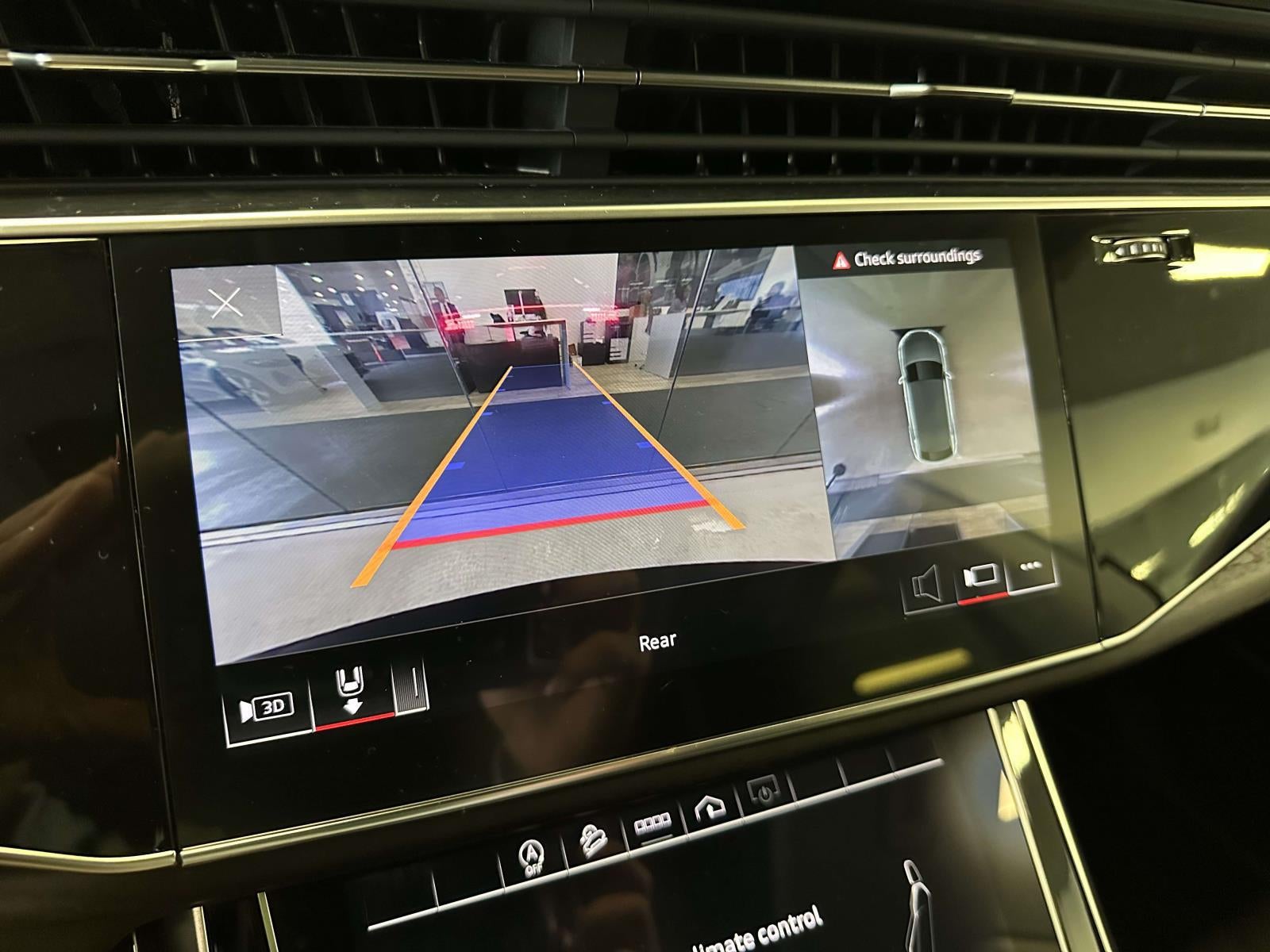 2022 Audi Q8 Premium Plus 55 TFSI quattro Tiptronic