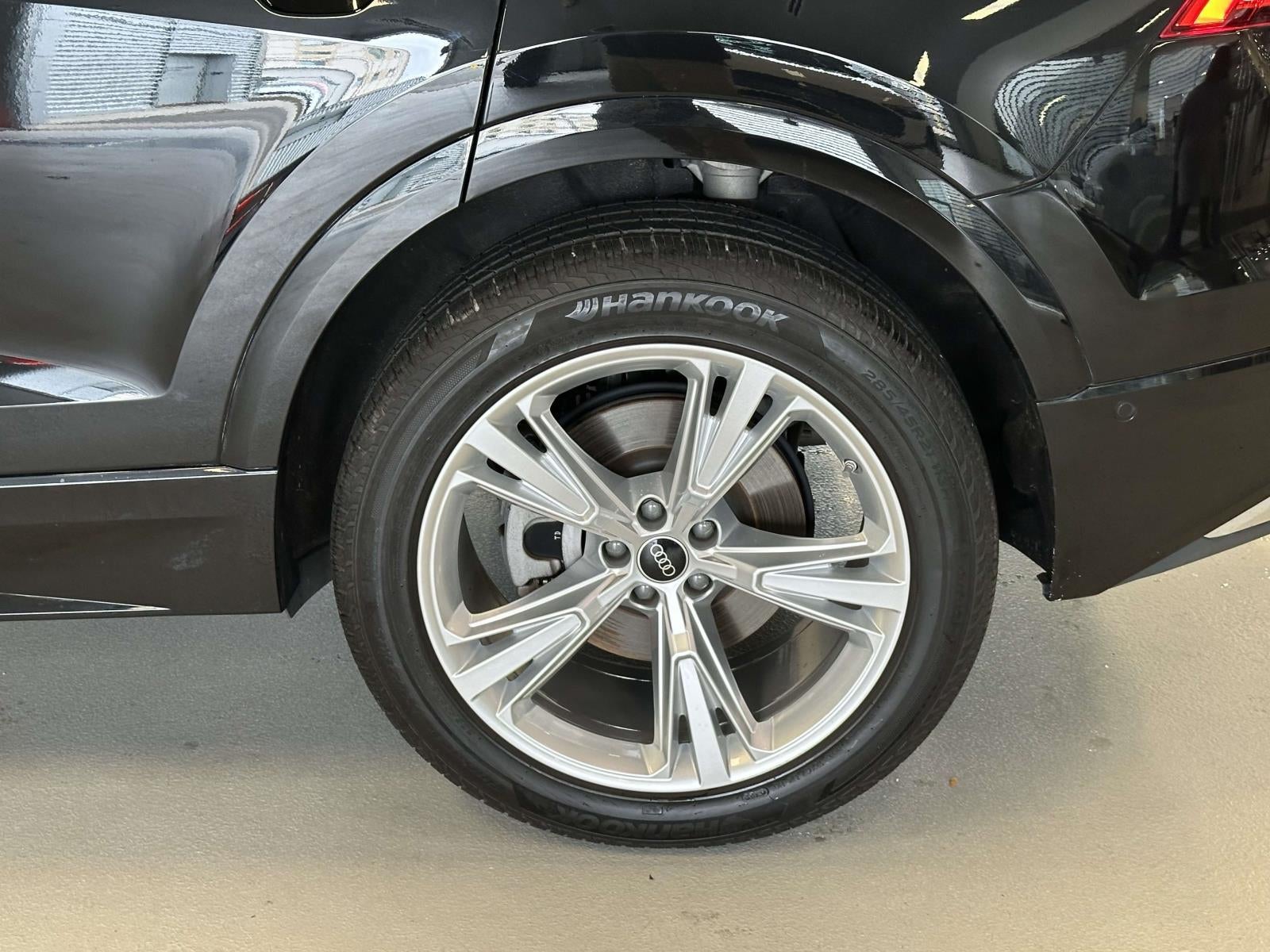 2022 Audi Q8 Premium Plus 55 TFSI quattro Tiptronic
