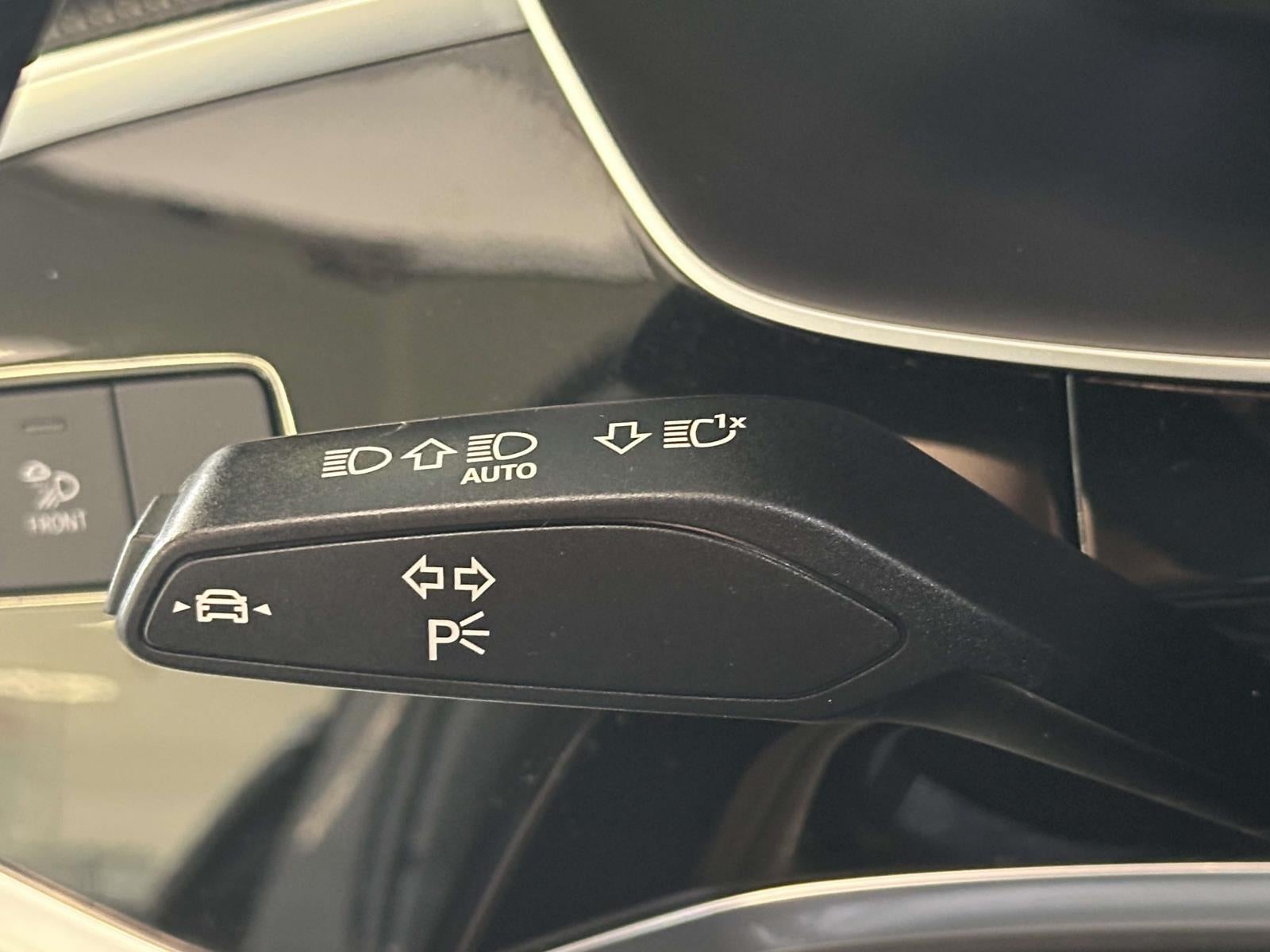 2023 Audi Q3 Premium 45 TFSI S line quattro Tiptronic