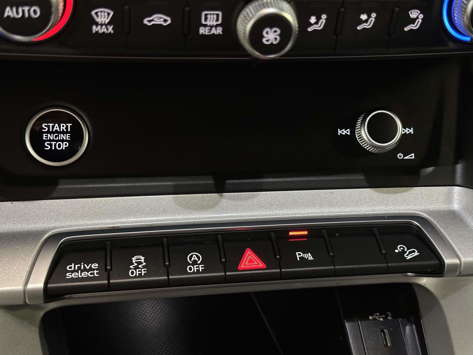 2023 Audi Q3 Premium 45 TFSI S line quattro Tiptronic