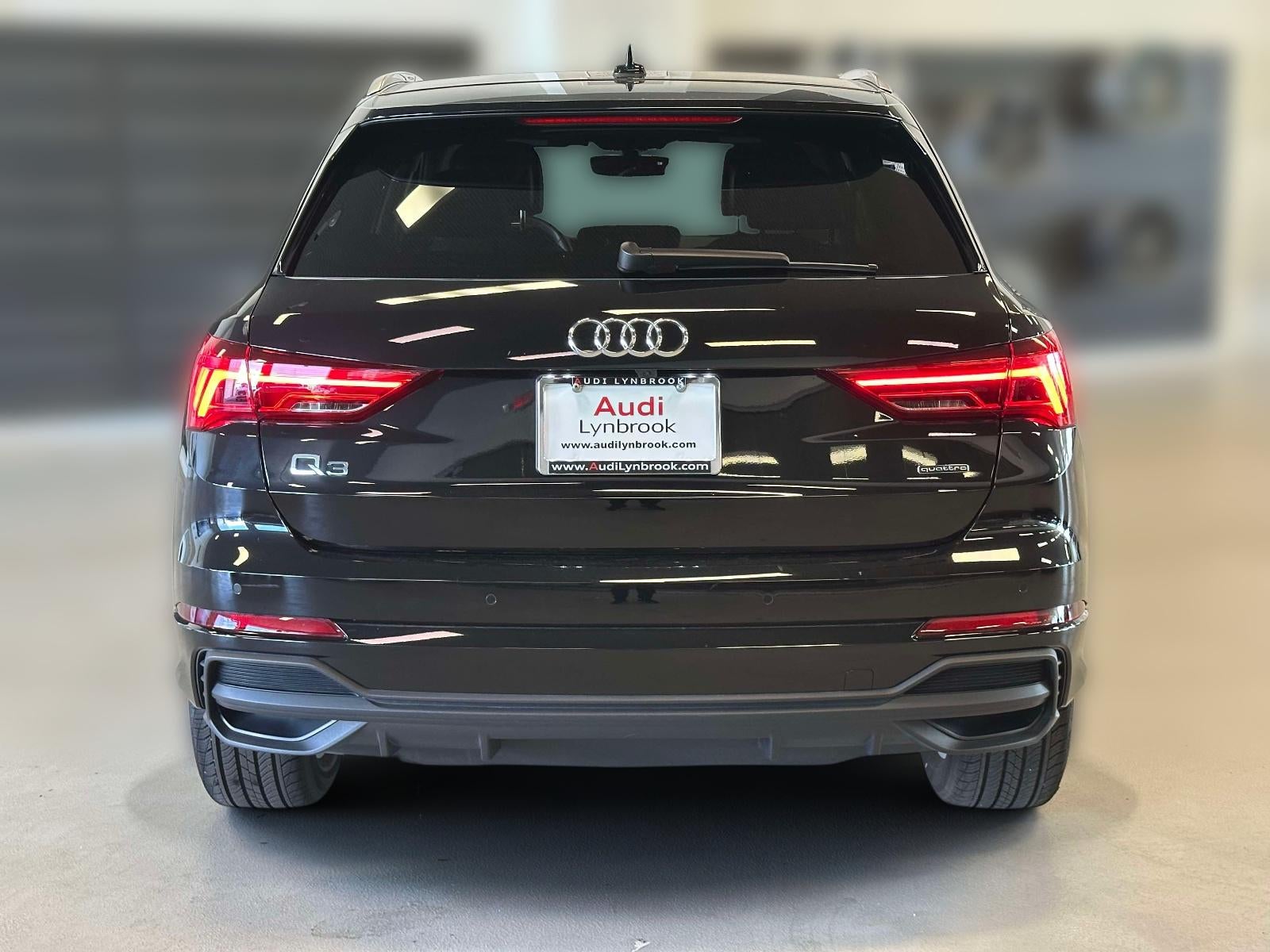 2025 Audi Q3 Premium 45 TFSI S line quattro Tiptronic