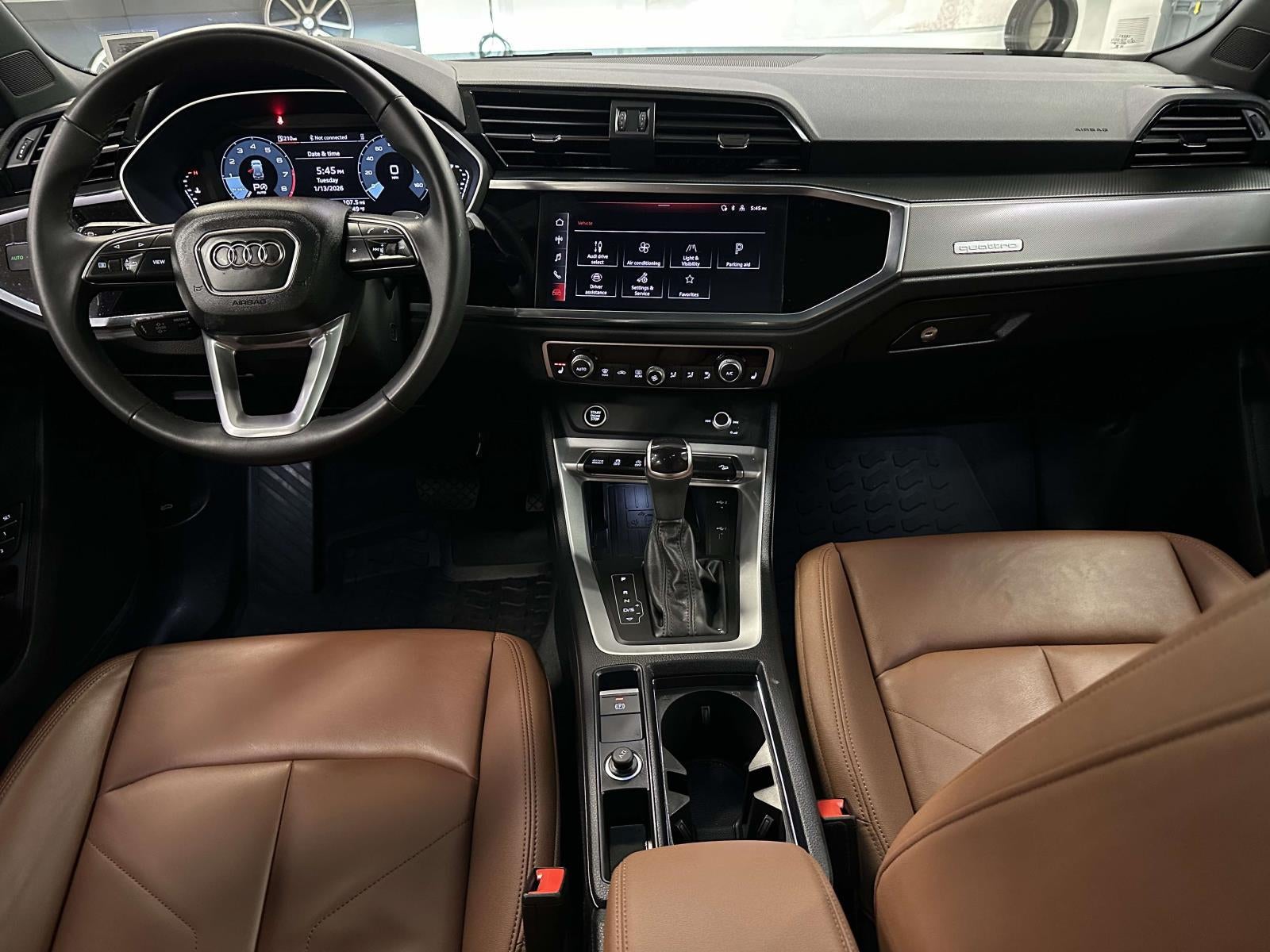 2025 Audi Q3 Premium 45 TFSI S line quattro Tiptronic