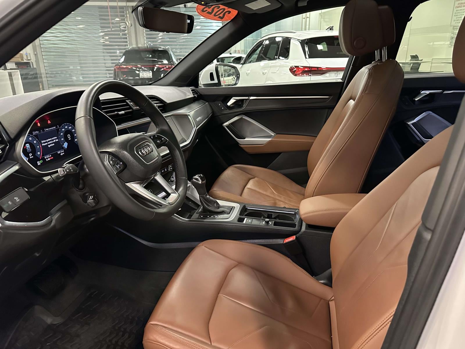 2025 Audi Q3 Premium 45 TFSI S line quattro Tiptronic