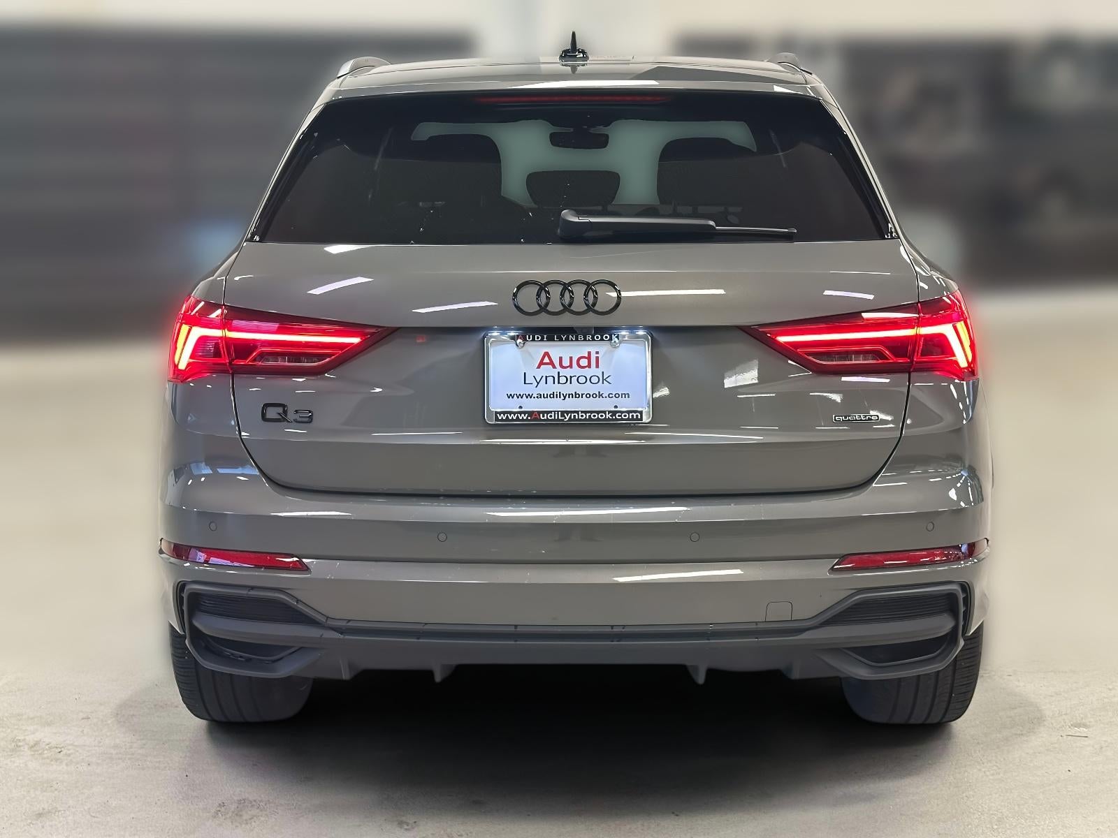 2023 Audi Q3 Premium 45 TFSI S line quattro Tiptronic