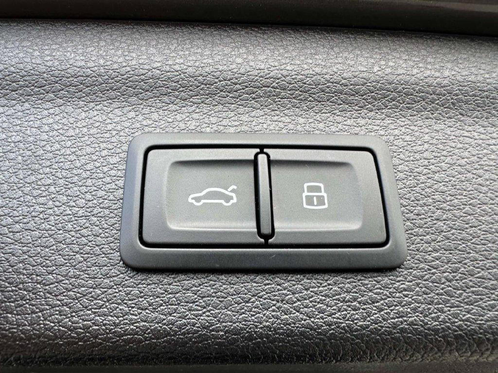 2024 Audi Q3 Premium 45 TFSI S line quattro Tiptronic