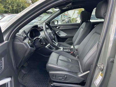 2024 Audi Q3 Premium 45 TFSI S line quattro Tiptronic