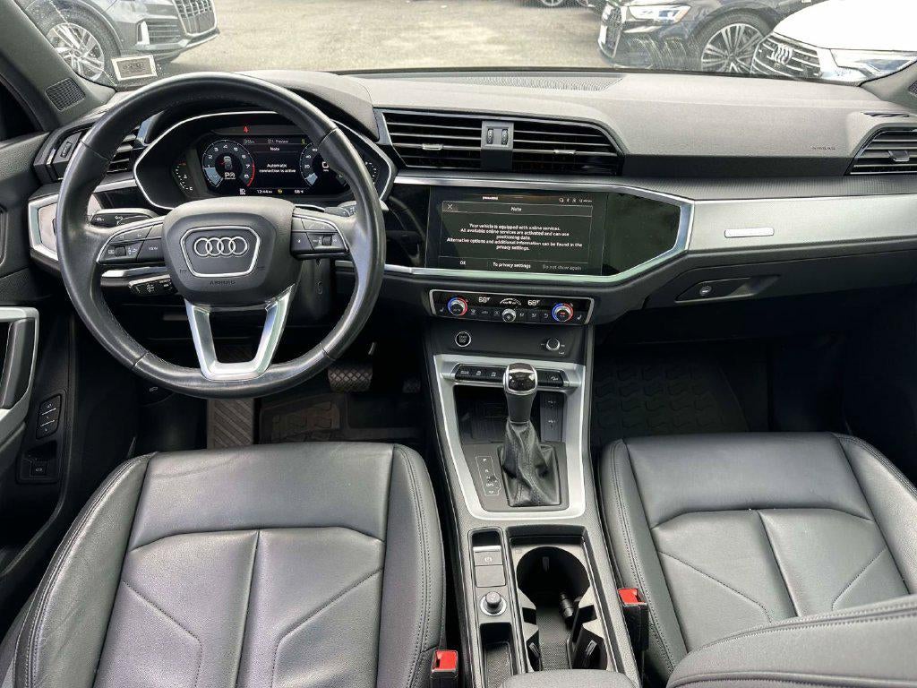 2024 Audi Q3 Premium 45 TFSI S line quattro Tiptronic