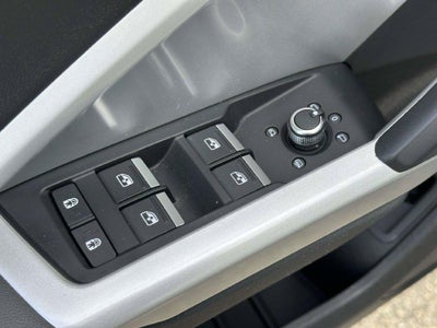 2024 Audi Q3 Premium 45 TFSI S line quattro Tiptronic