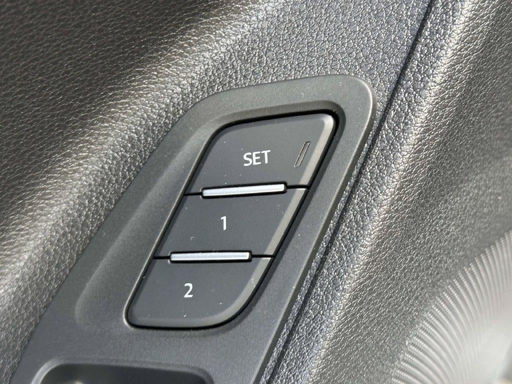 2024 Audi Q3 Premium 45 TFSI S line quattro Tiptronic