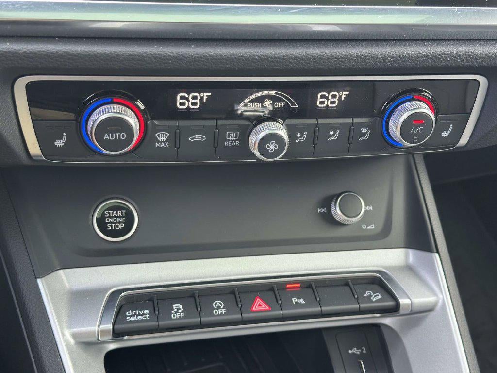 2024 Audi Q3 Premium 45 TFSI S line quattro Tiptronic