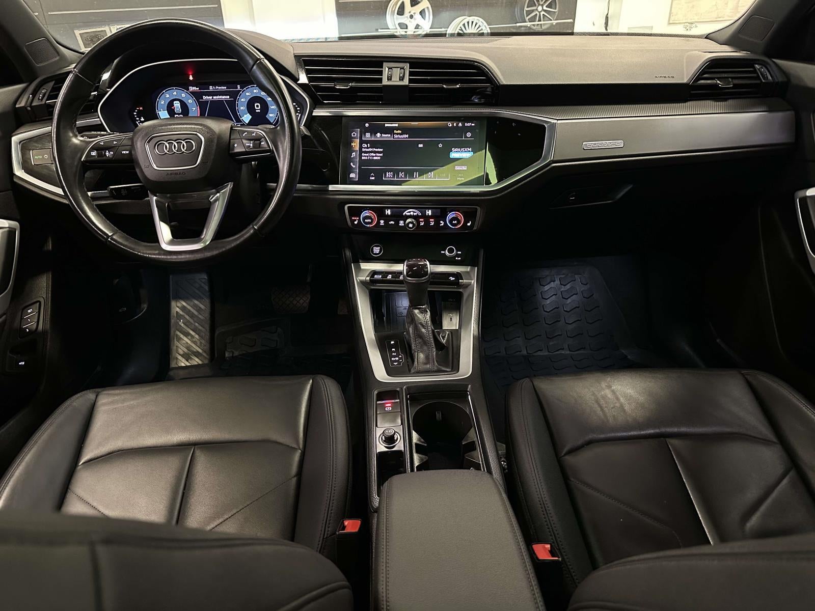 2024 Audi Q3 Premium 45 TFSI S line quattro Tiptronic