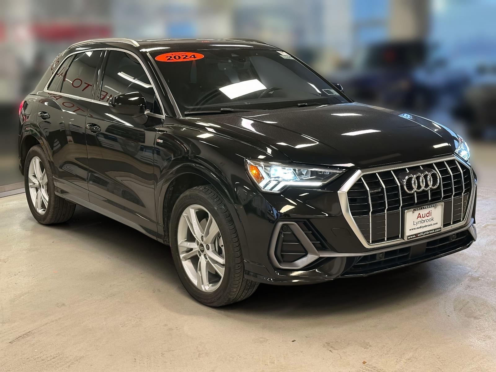 2024 Audi Q3 Premium 45 TFSI S line quattro Tiptronic