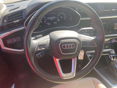 2025 Audi Q3 Premium 45 TFSI S line quattro Tiptronic