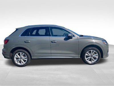 2025 Audi Q3 Premium 45 TFSI S line quattro Tiptronic