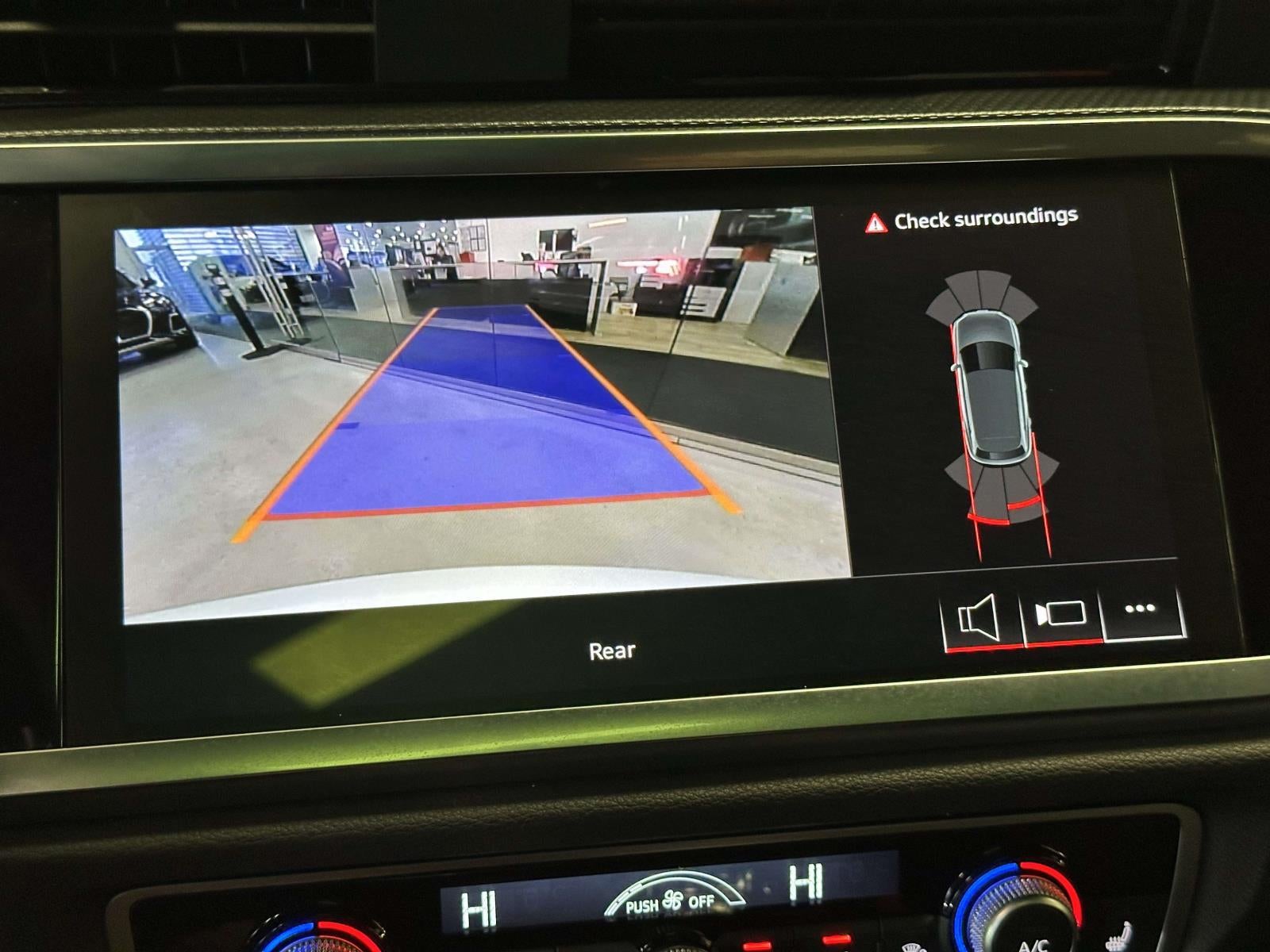 2025 Audi Q3 Premium 45 TFSI S line quattro Tiptronic