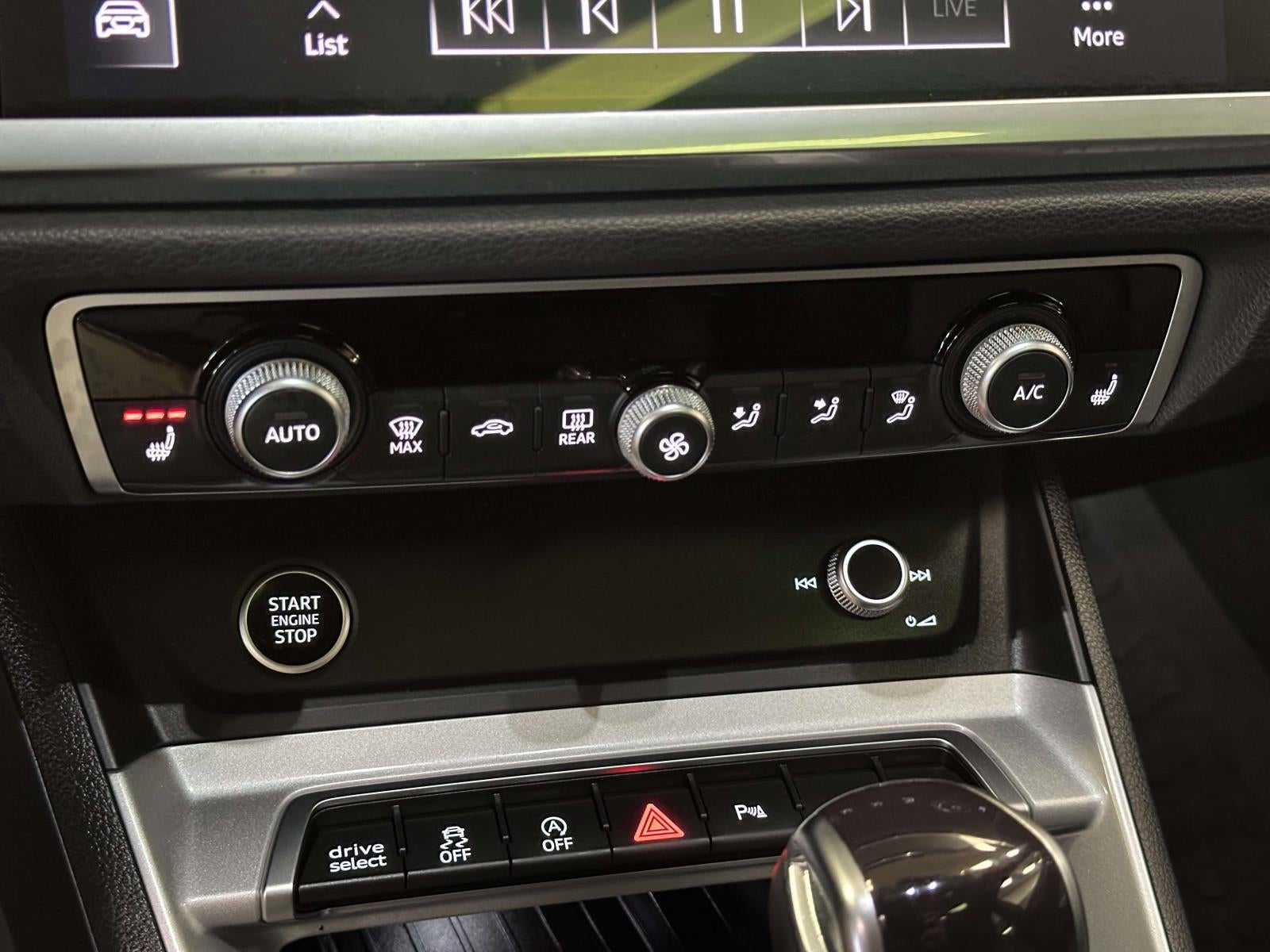 2025 Audi Q3 Premium 45 TFSI S line quattro Tiptronic