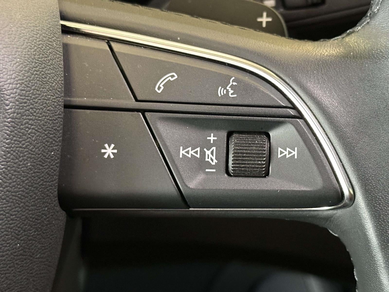 2024 Audi Q3 Premium 45 TFSI S line quattro Tiptronic