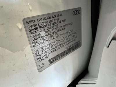 2025 Audi Q3 Premium 45 TFSI S line quattro Tiptronic