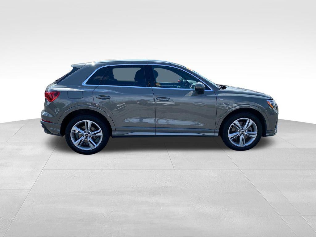 2022 Audi Q3 Premium 45 TFSI S line quattro Tiptronic