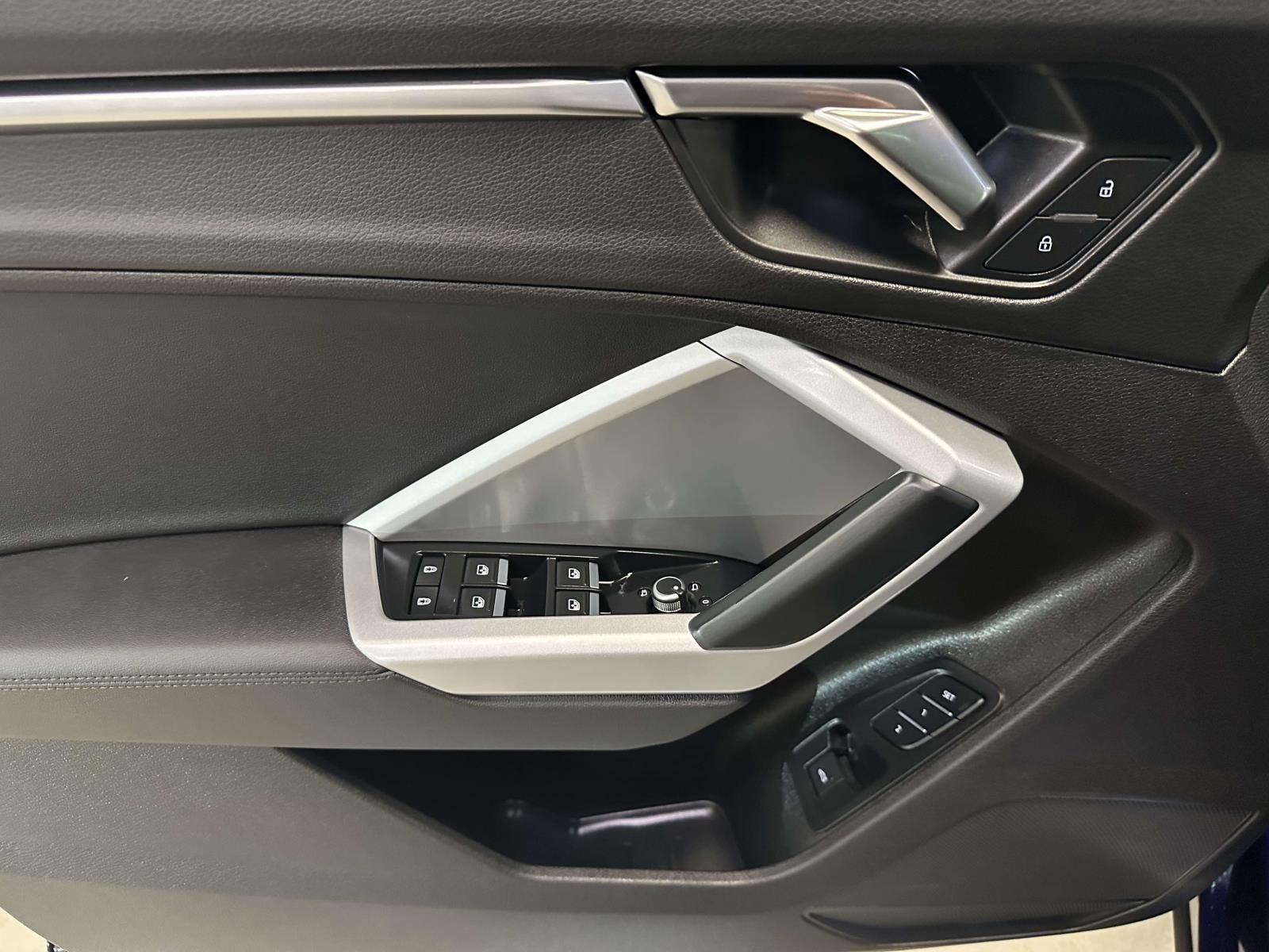 2022 Audi Q3 Premium 45 TFSI S line quattro Tiptronic