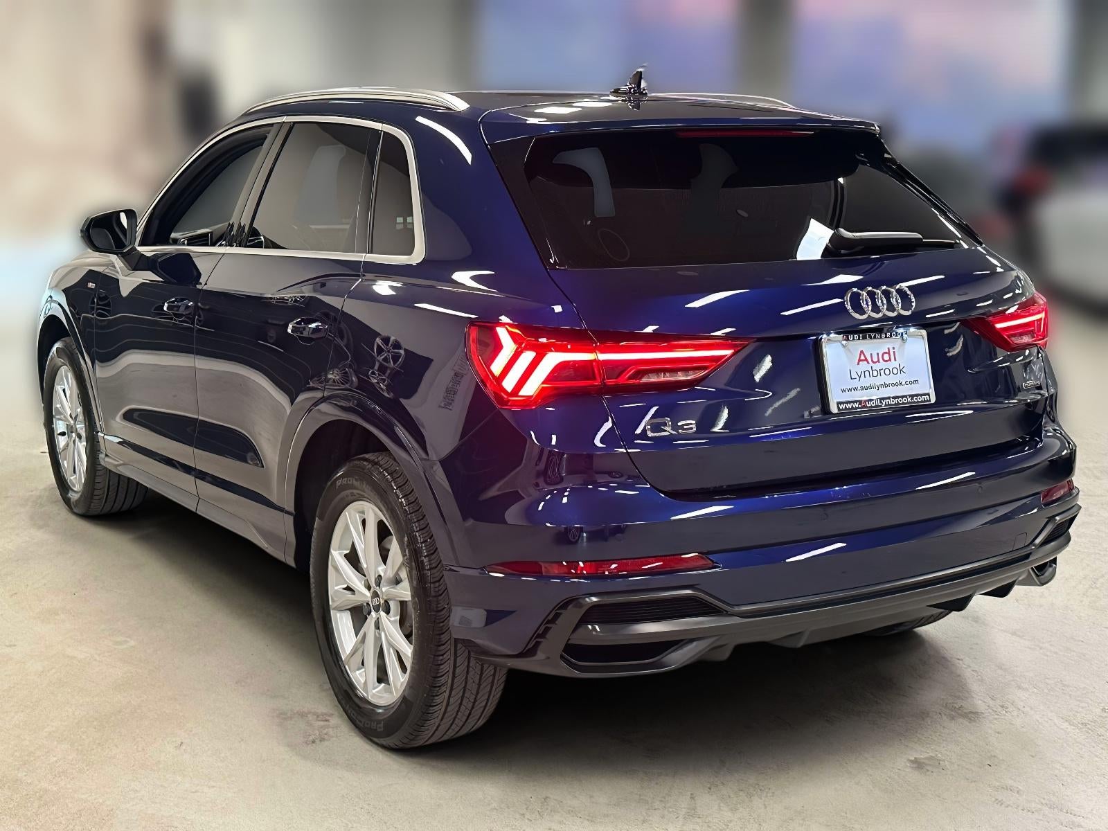 2022 Audi Q3 Premium 45 TFSI S line quattro Tiptronic