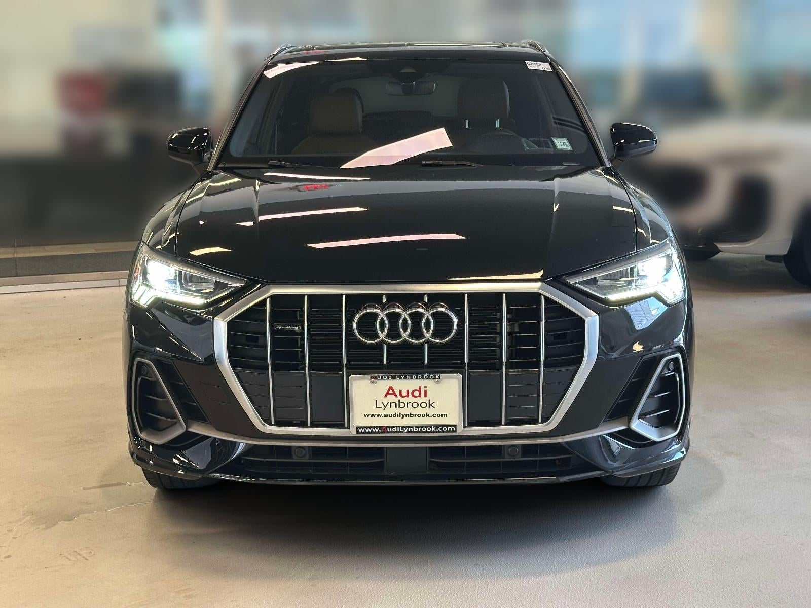 2023 Audi Q3 Premium 45 TFSI S line quattro Tiptronic