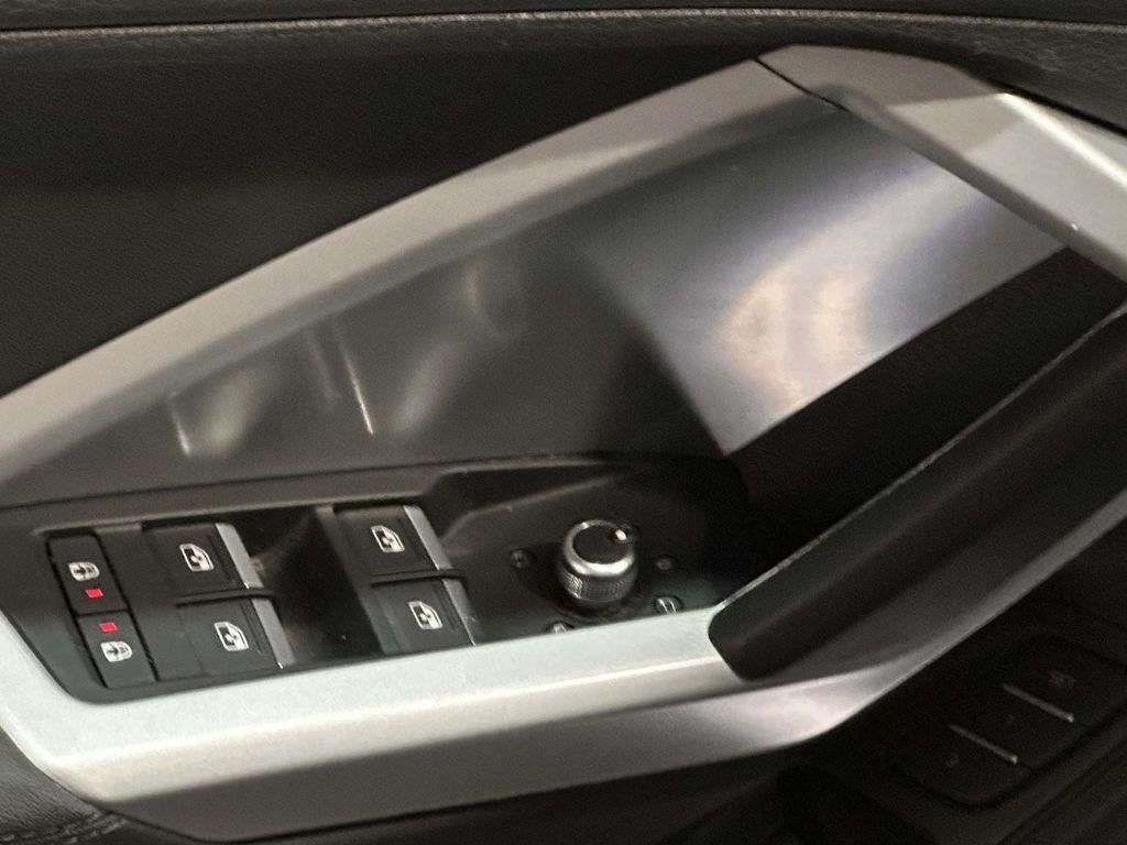 2023 Audi Q3 Premium 45 TFSI S line quattro Tiptronic