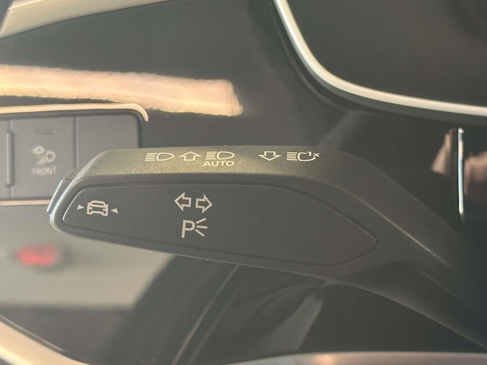 2024 Audi Q3 Premium 45 TFSI S line quattro Tiptronic