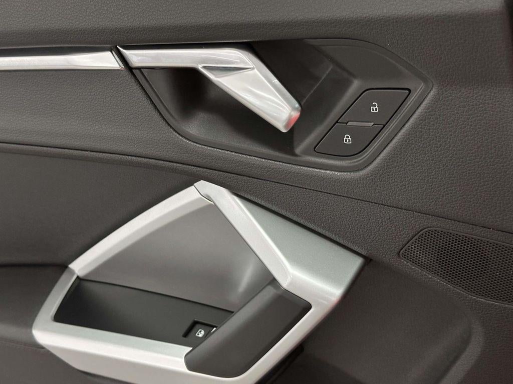 2020 Audi Q3 Premium 45 TFSI S line quattro Tiptronic