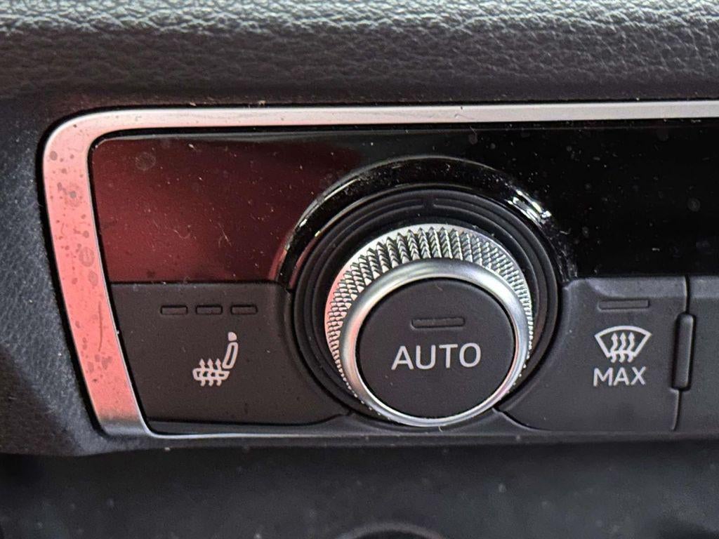 2020 Audi Q3 Premium 45 TFSI S line quattro Tiptronic