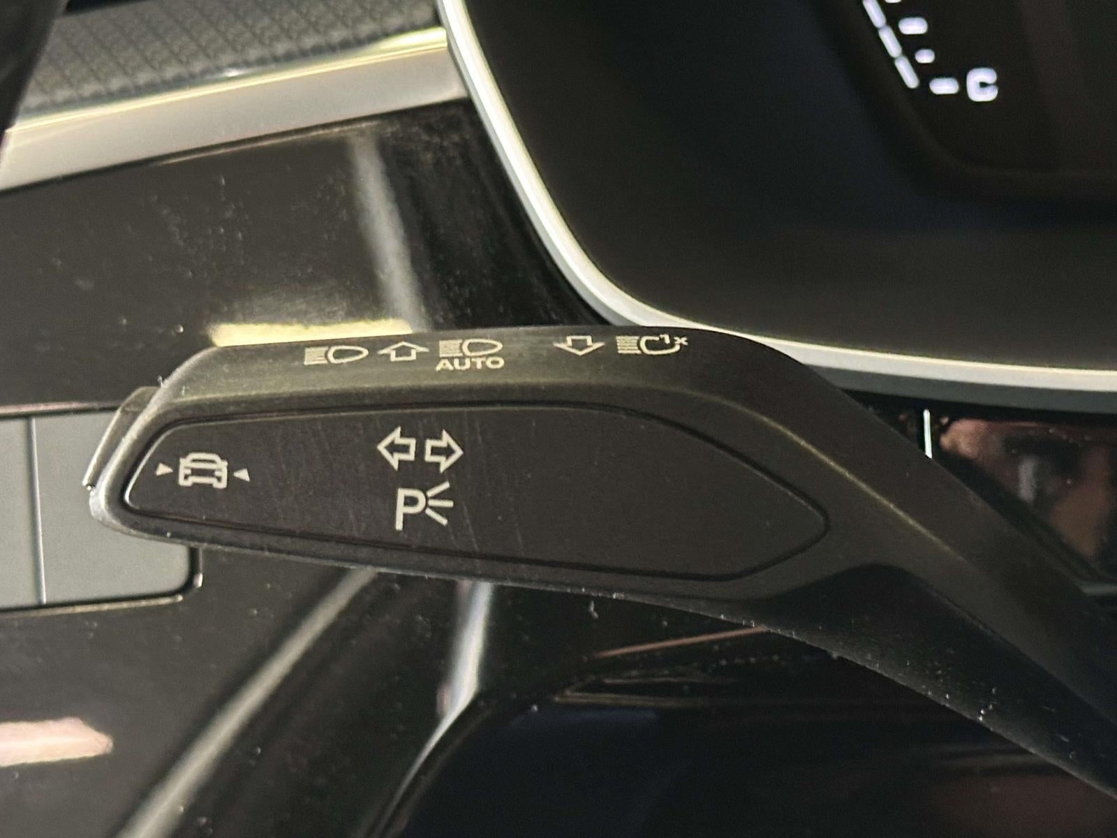 2023 Audi Q3 Premium 45 TFSI S line quattro Tiptronic