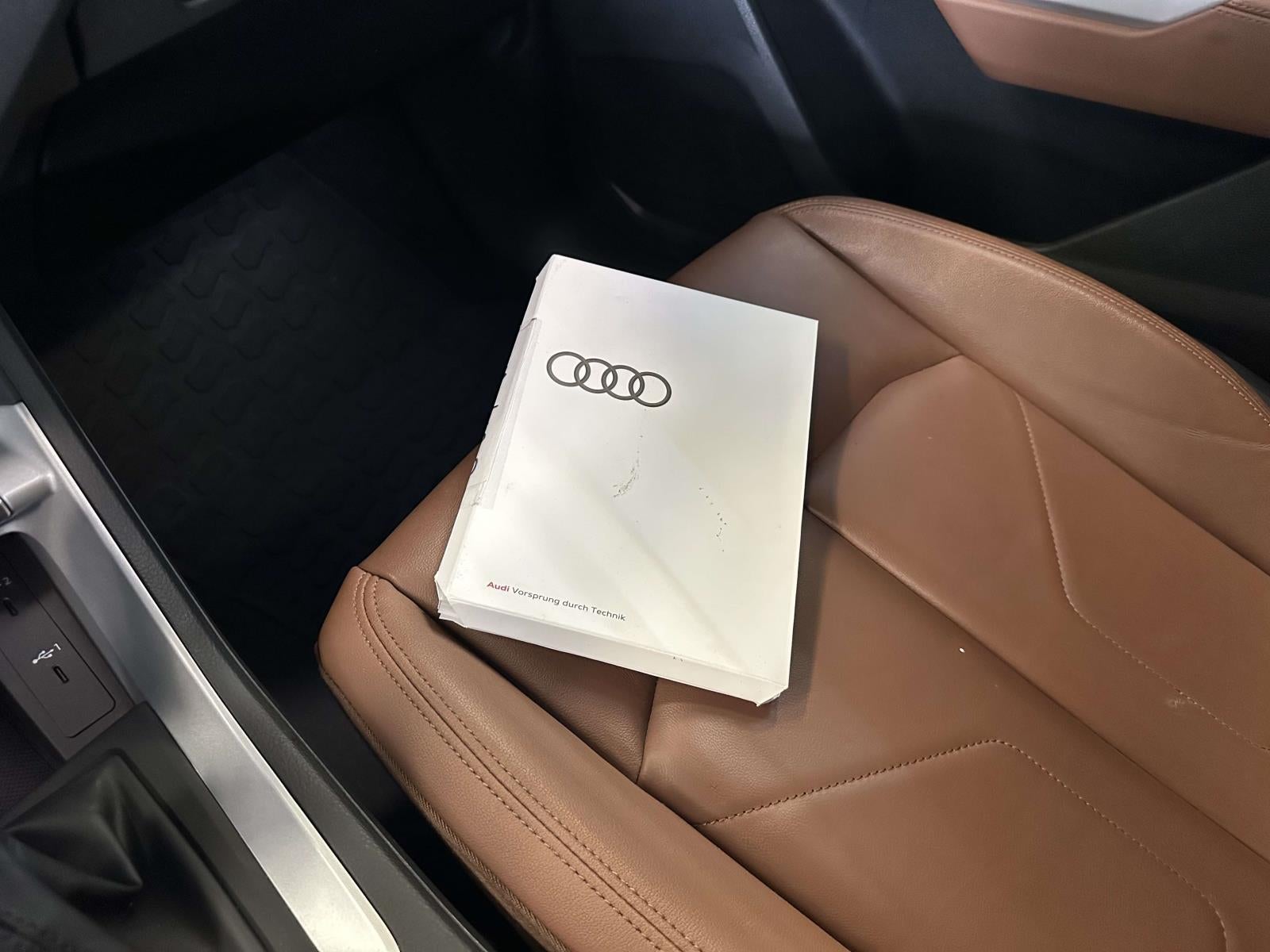 2023 Audi Q3 Premium 45 TFSI S line quattro Tiptronic
