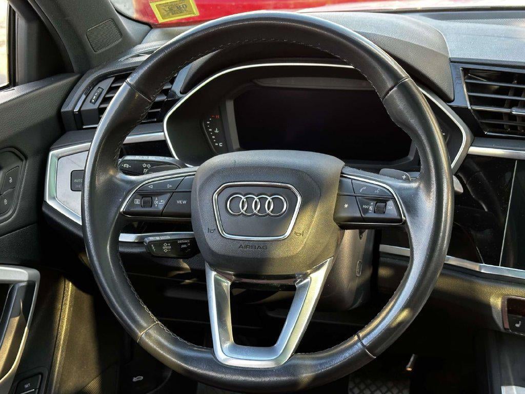 2024 Audi Q3 Premium 45 TFSI S line quattro Tiptronic