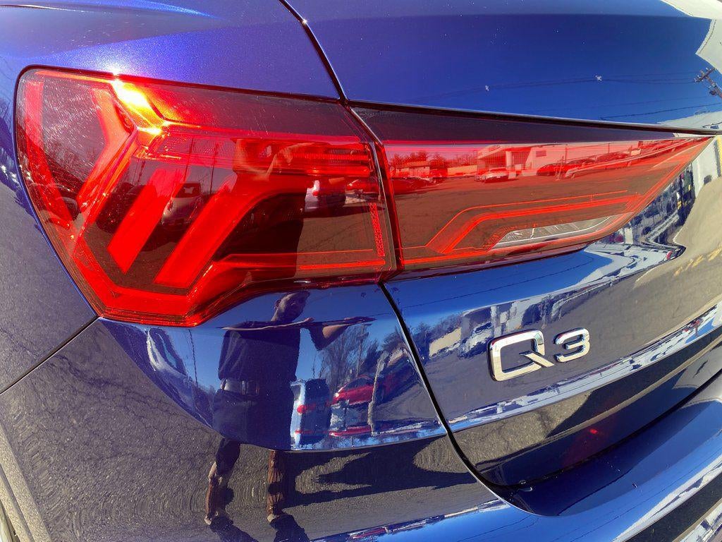 2025 Audi Q3 Premium 45 TFSI S line quattro Tiptronic