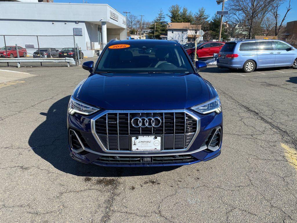 2025 Audi Q3 Premium 45 TFSI S line quattro Tiptronic