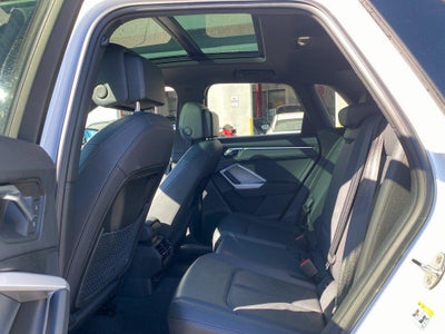 2025 Audi Q3 Premium 45 TFSI S line quattro Tiptronic