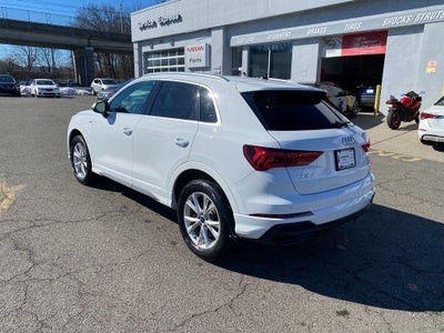 2025 Audi Q3 Premium 45 TFSI S line quattro Tiptronic