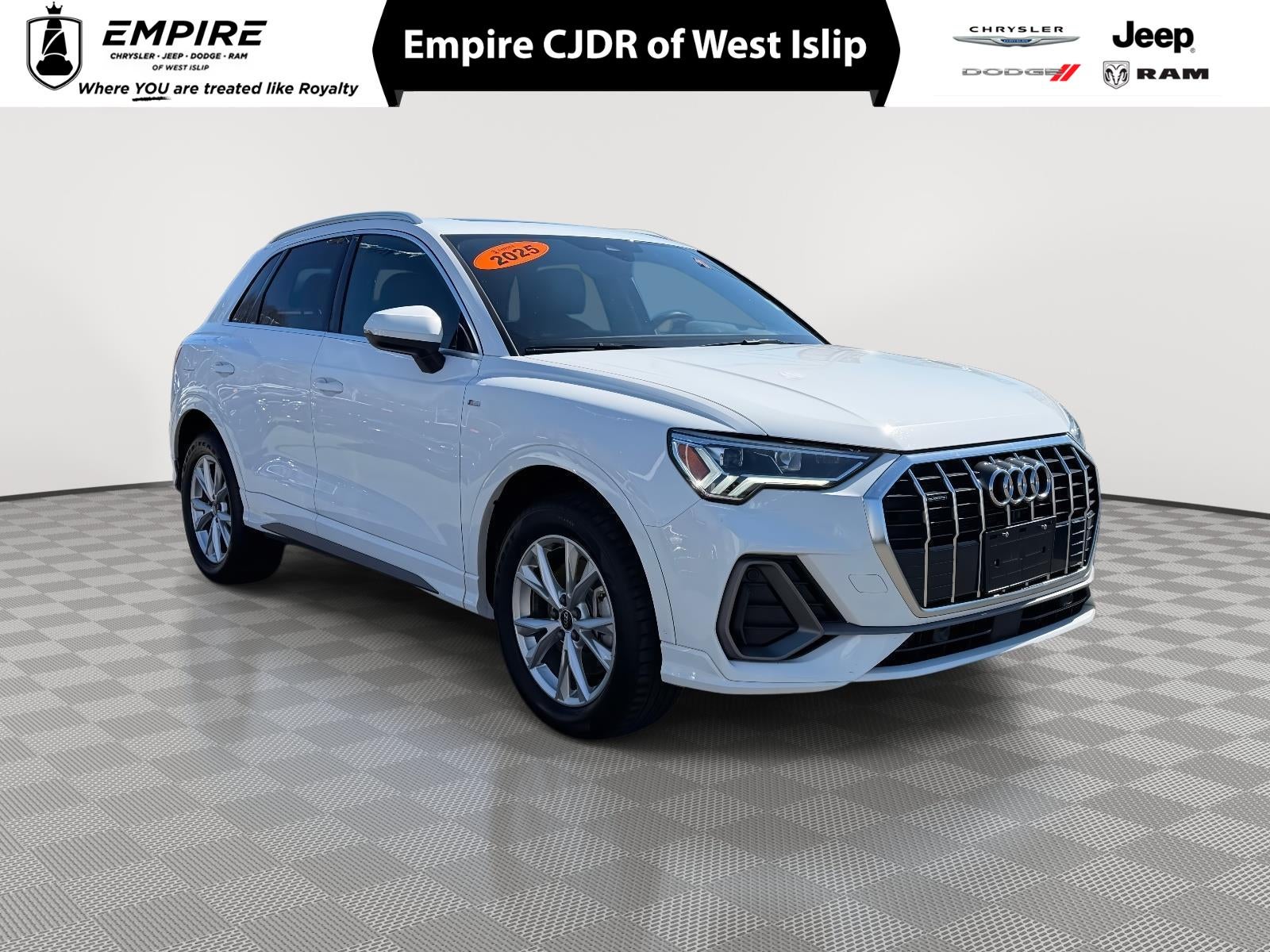 2025 Audi Q3 Premium 45 TFSI S line quattro Tiptronic
