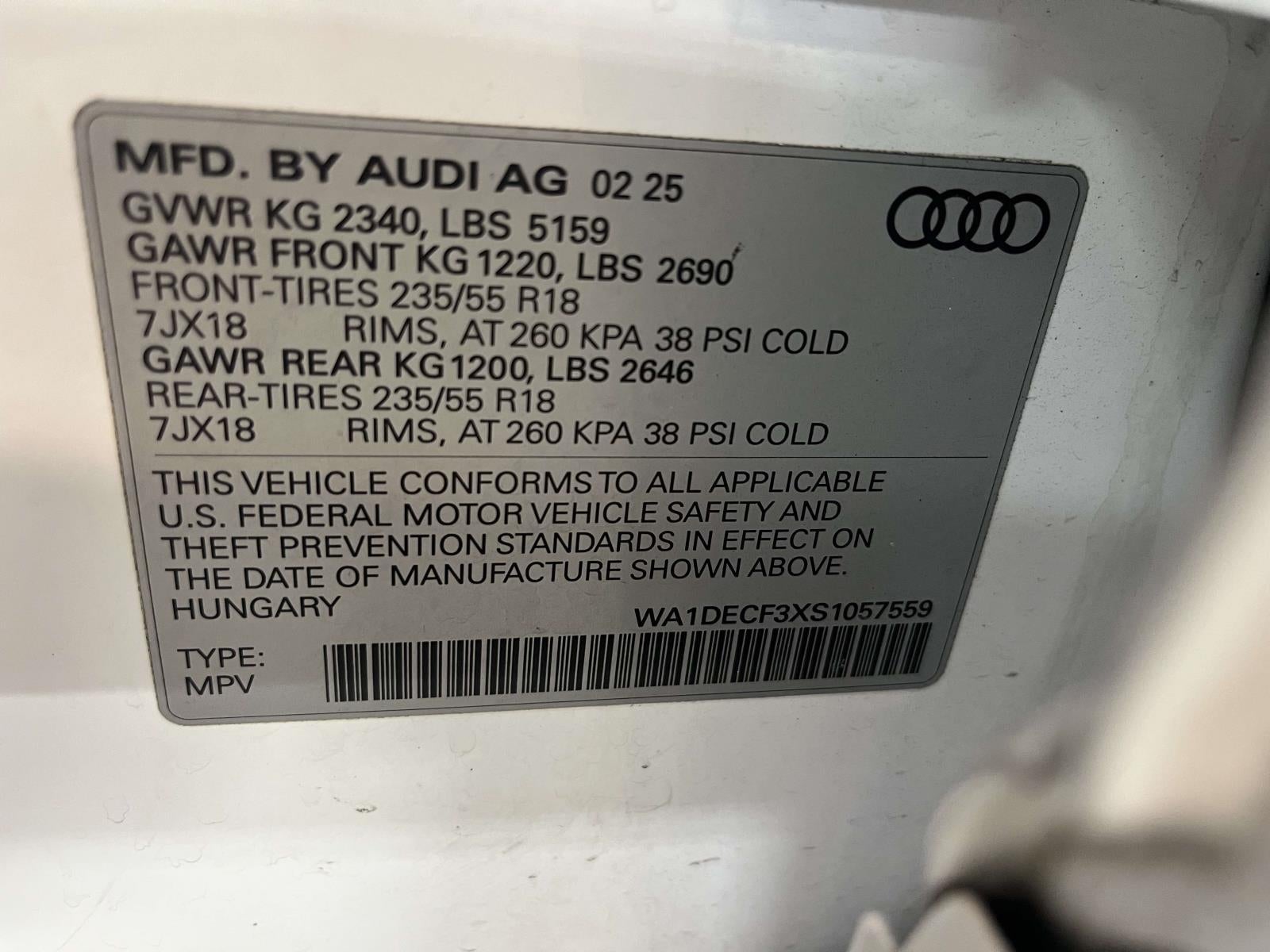 2025 Audi Q3 Premium 45 TFSI S line quattro Tiptronic
