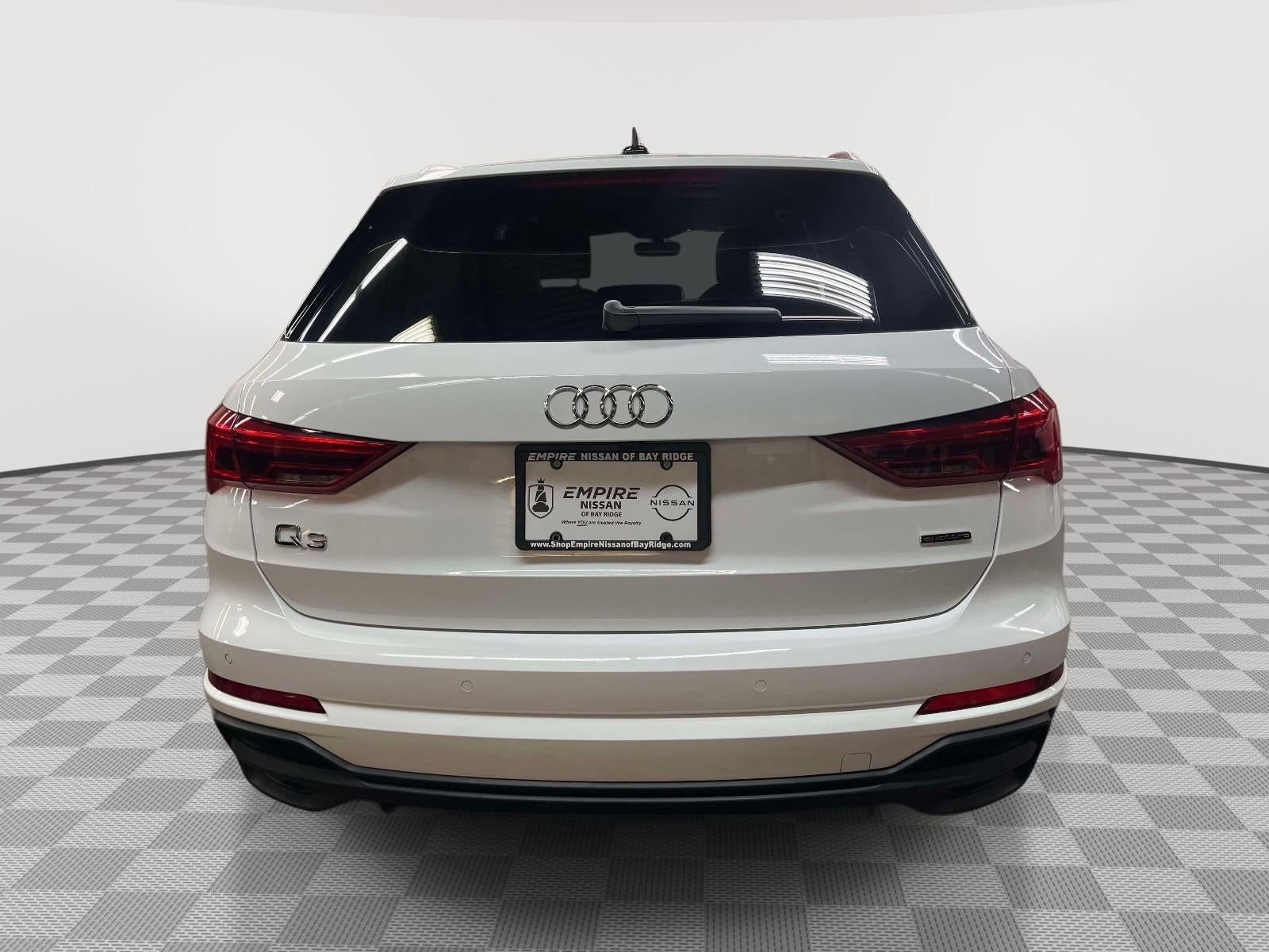 2025 Audi Q3 Premium 45 TFSI S line quattro Tiptronic