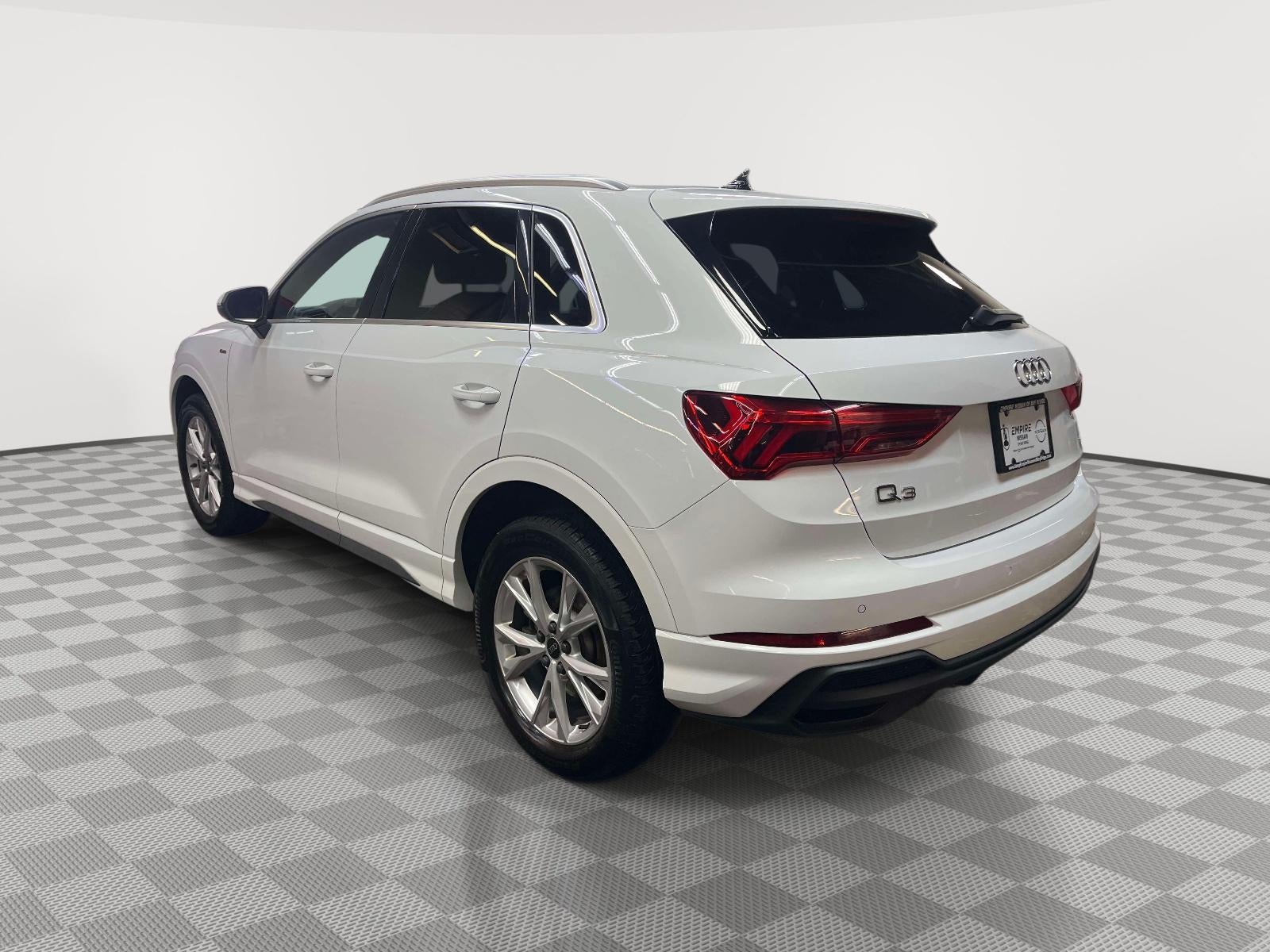 2025 Audi Q3 Premium 45 TFSI S line quattro Tiptronic