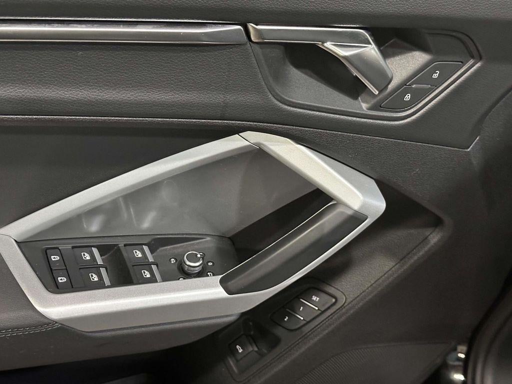 2023 Audi Q3 Premium 45 TFSI S line quattro Tiptronic