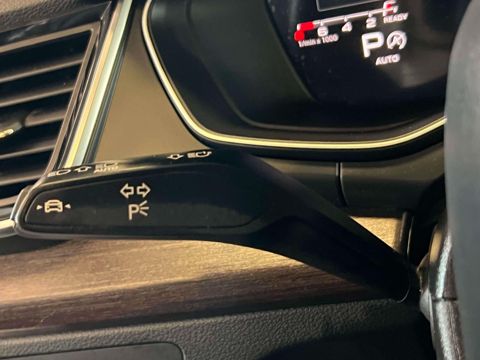 2023 Audi Q5 Premium Plus 45 TFSI S line quattro