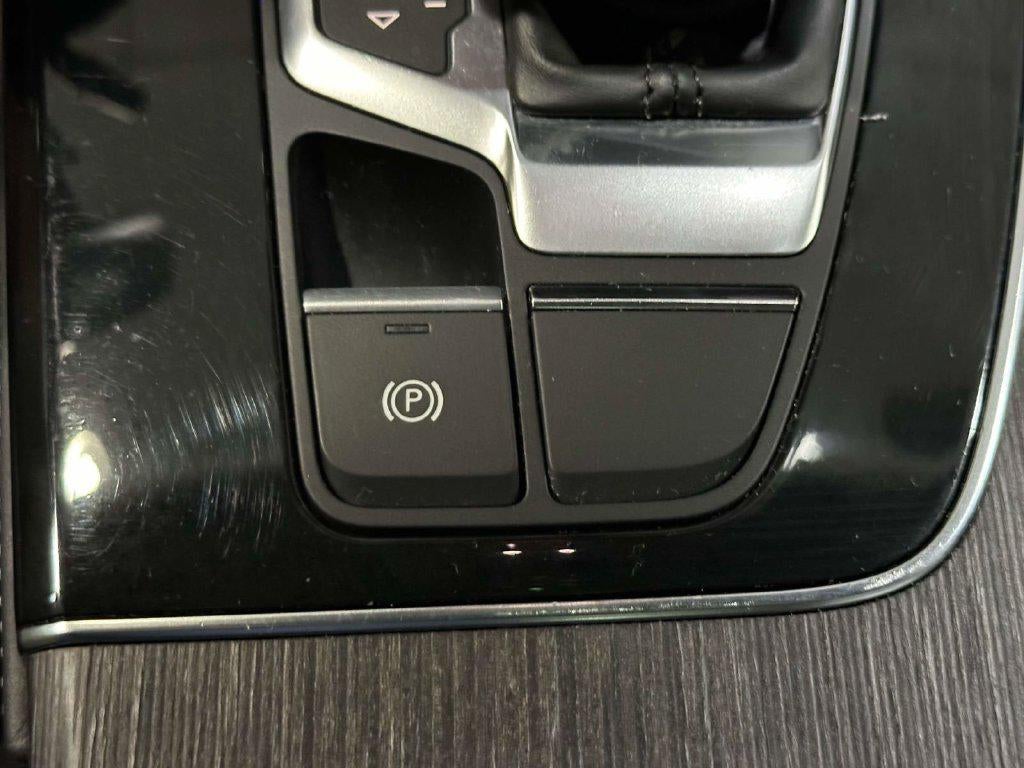 2023 Audi Q5 Premium Plus 45 TFSI S line quattro