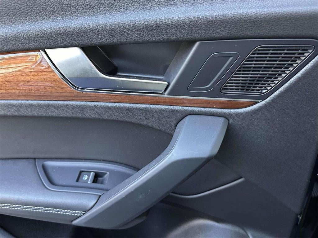 2022 Audi Q5 Premium Plus 45 TFSI S line quattro S tronic