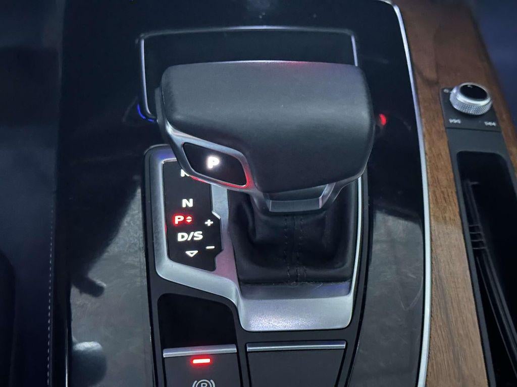 2023 Audi Q5 Premium Plus 45 TFSI S line quattro