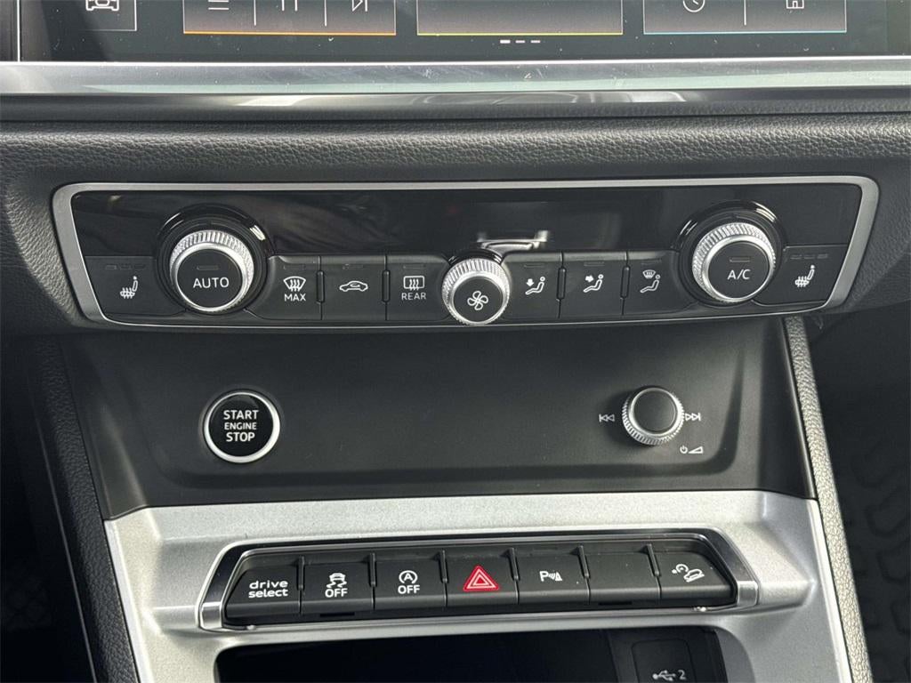 2022 Audi Q3 Premium Plus 45 TFSI S line quattro Tiptronic