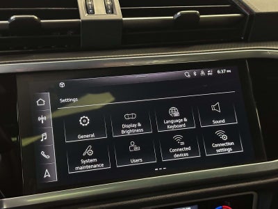 2025 Audi Q3 Premium 45 TFSI S line quattro Tiptronic