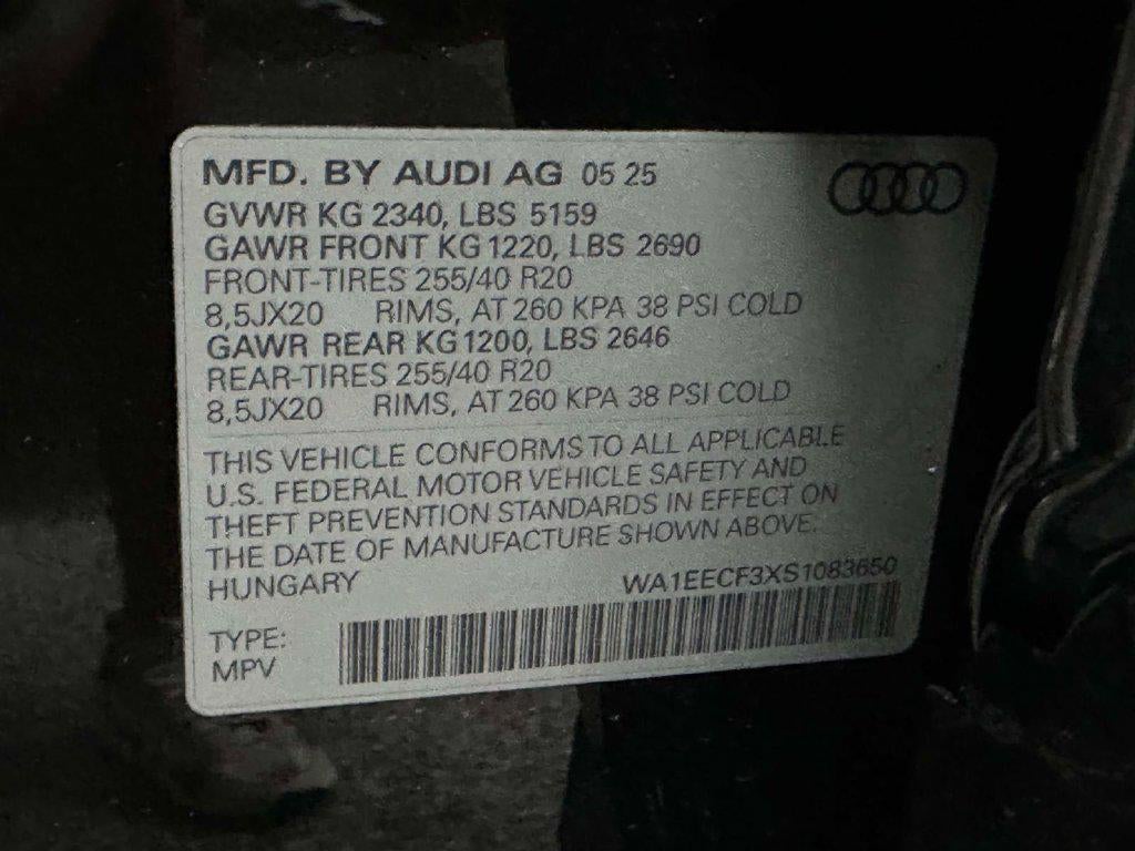 2025 Audi Q3 Premium 45 TFSI S line quattro Tiptronic
