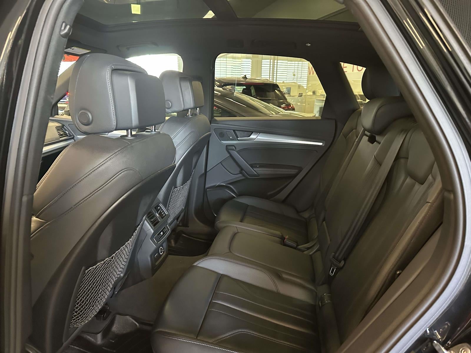 2020 Audi Q5 Titanium Premium Plus 45 TFSI quattro S tronic
